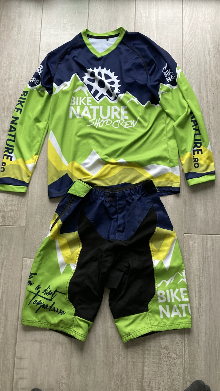5. Costum pantaloni /bluza bicicleta,downhill,enduro L