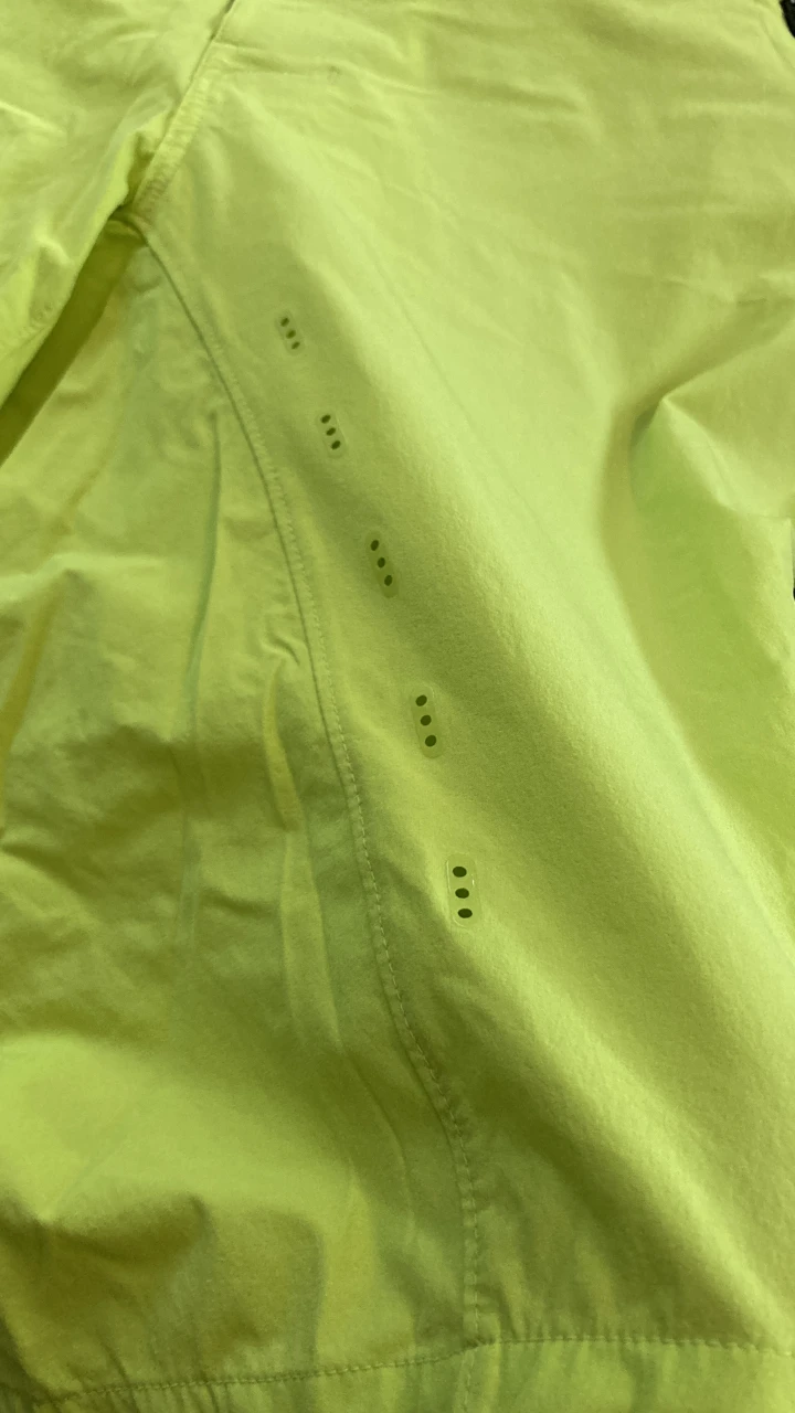 4. Pantaloni scurti Bontarger XL