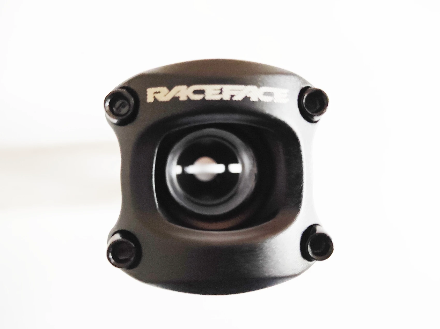1. Pipa Race Face Turbine 35x70mm noua