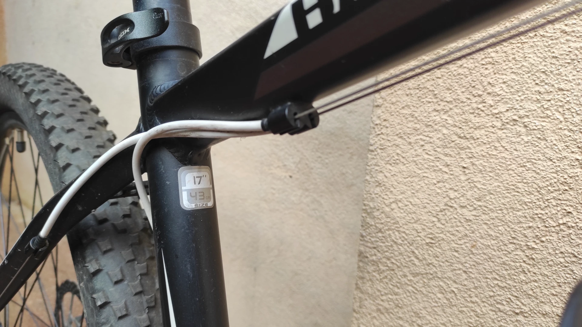 1. Bicicleta Drag Hardy 27.5 M