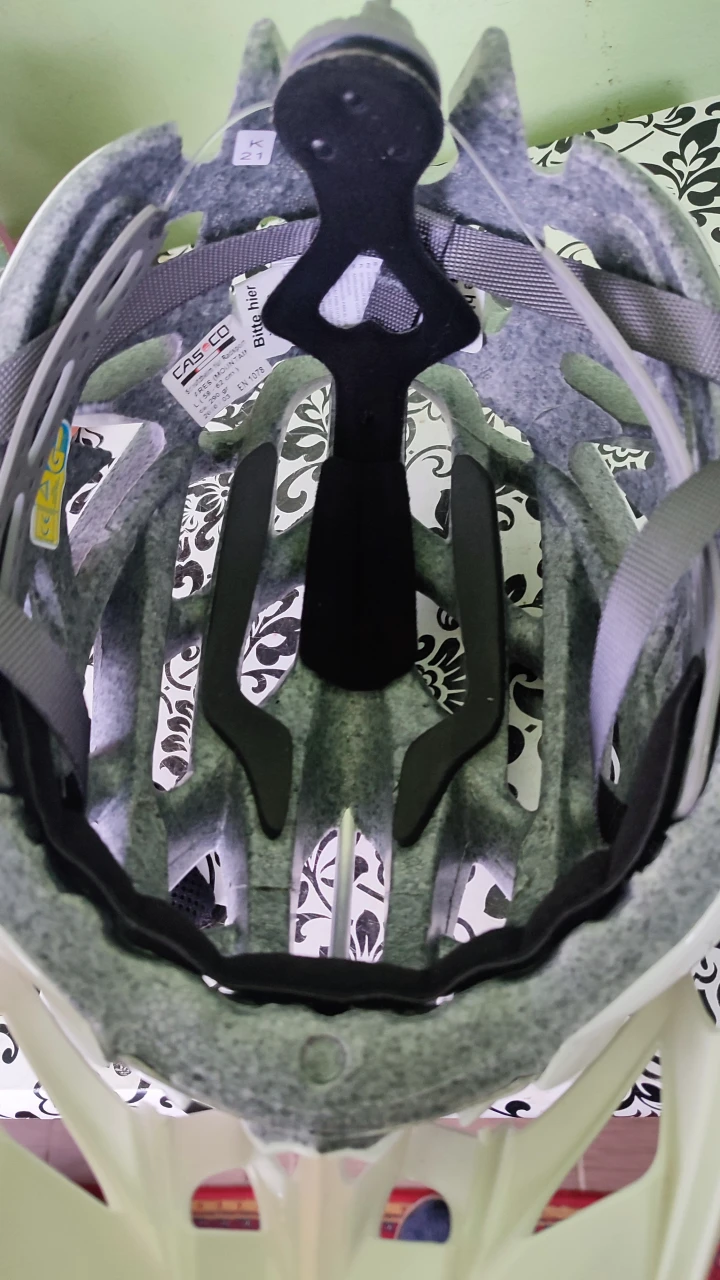 1. Casco Ares Mtb
