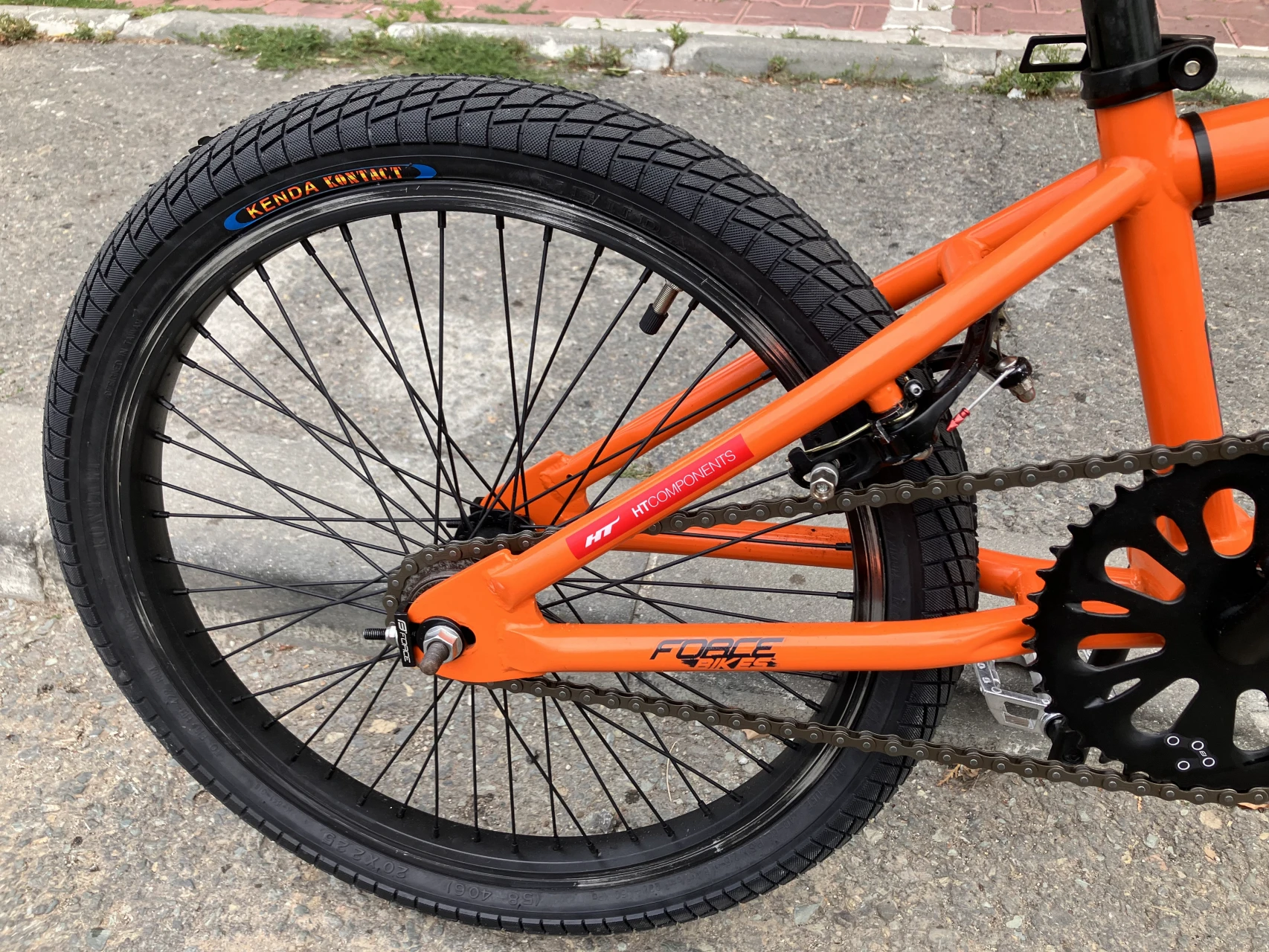 1. Bicicleta BMX