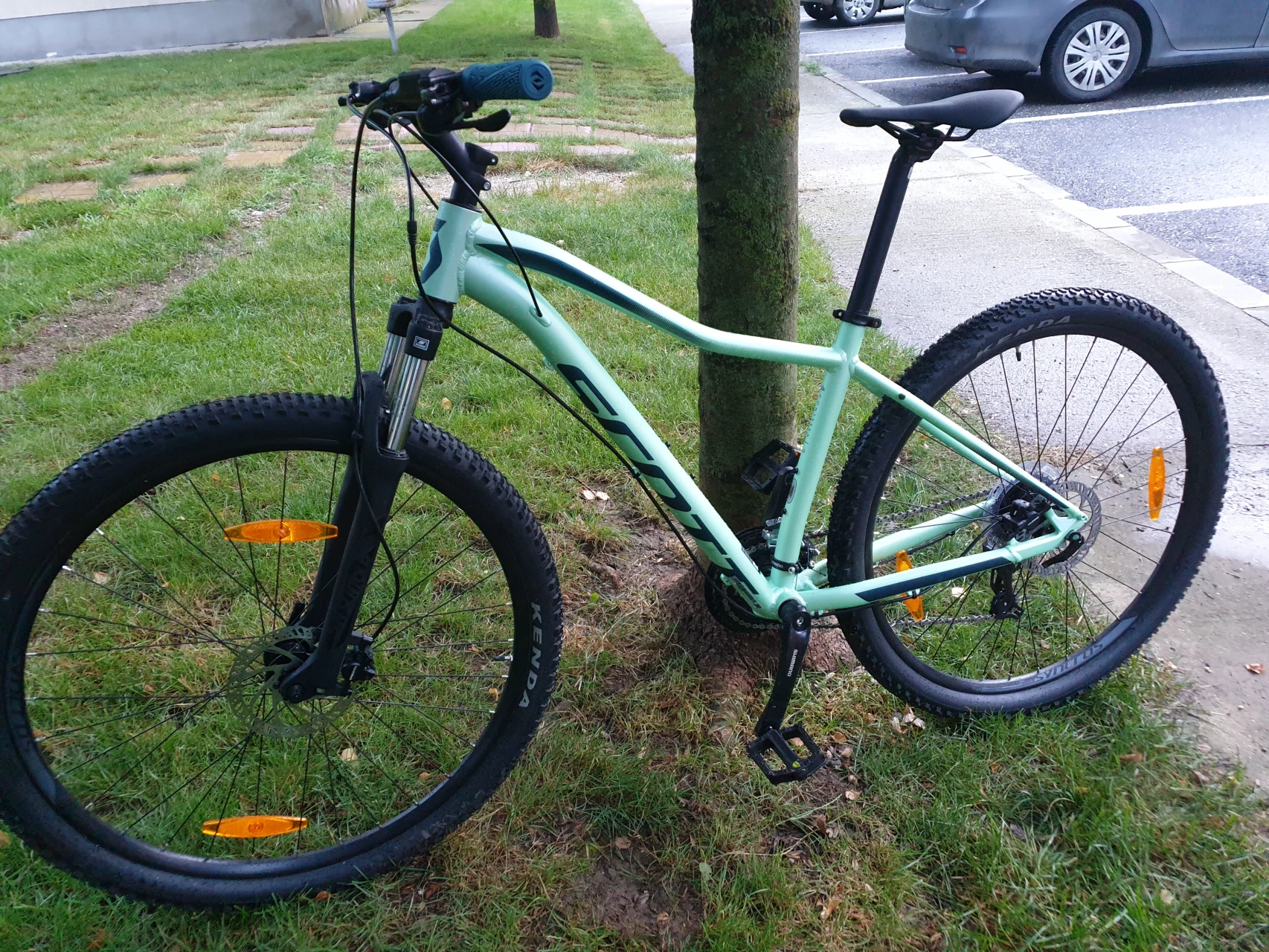 1. MTB de fete - Scott Contessa Active 50 2020