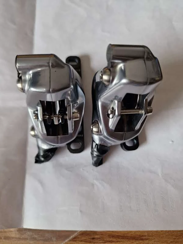 4. Etriere SRAM RED eTap AXS HRD Brake Caliper Flat Moun