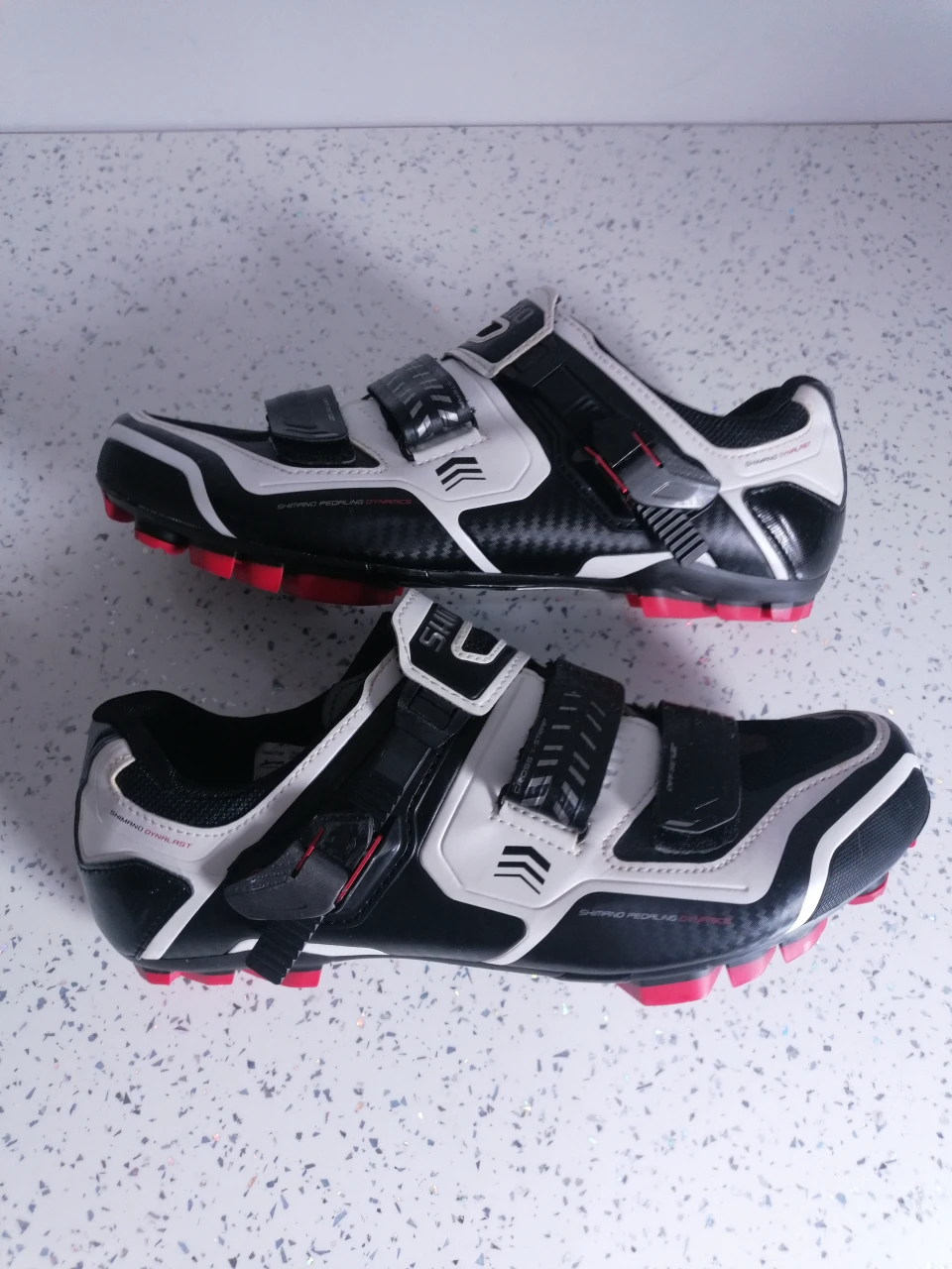 1. Shimano SH-XC61W Carbon size 44