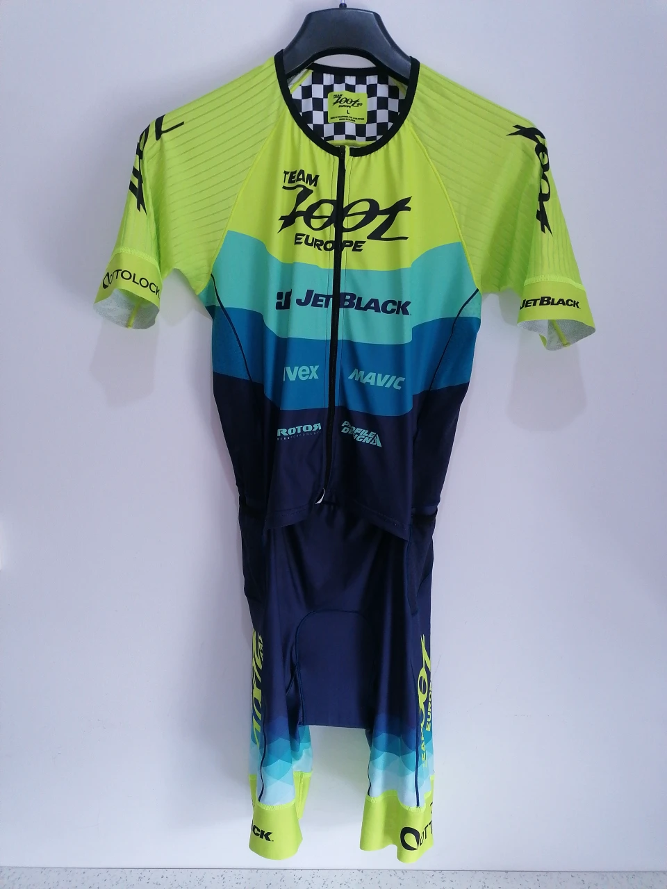 1. Zoot Aero Team Eu size L Trisuit