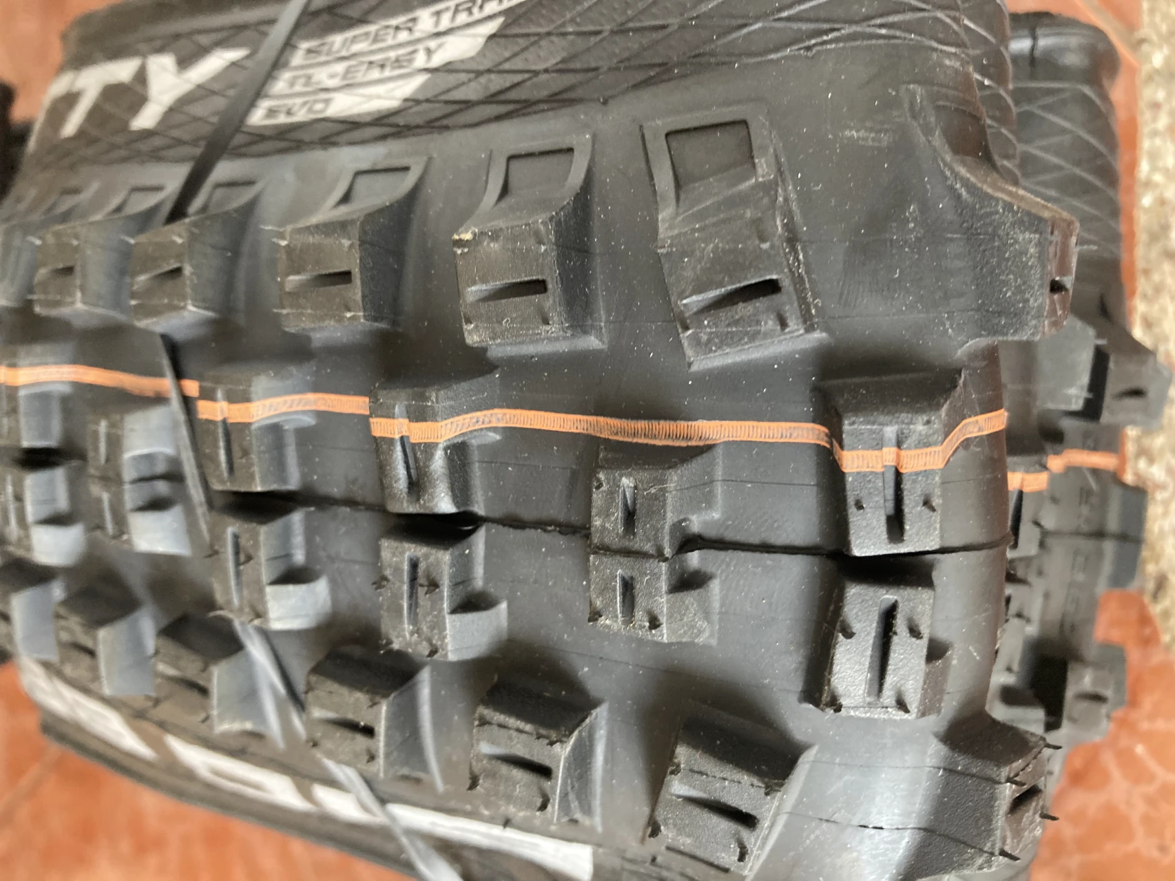 1. Anvelope 27,5Schwalbe 2.60 BiG Betty EVO