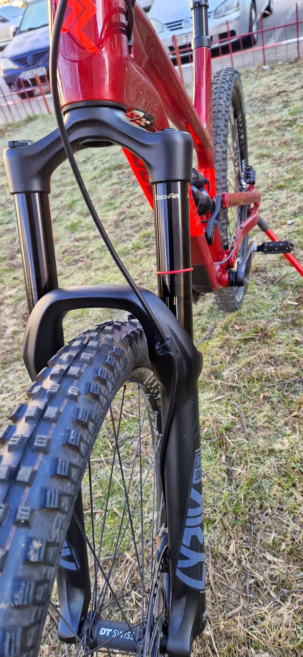 1. Radon SWOOP 9.0 carbon