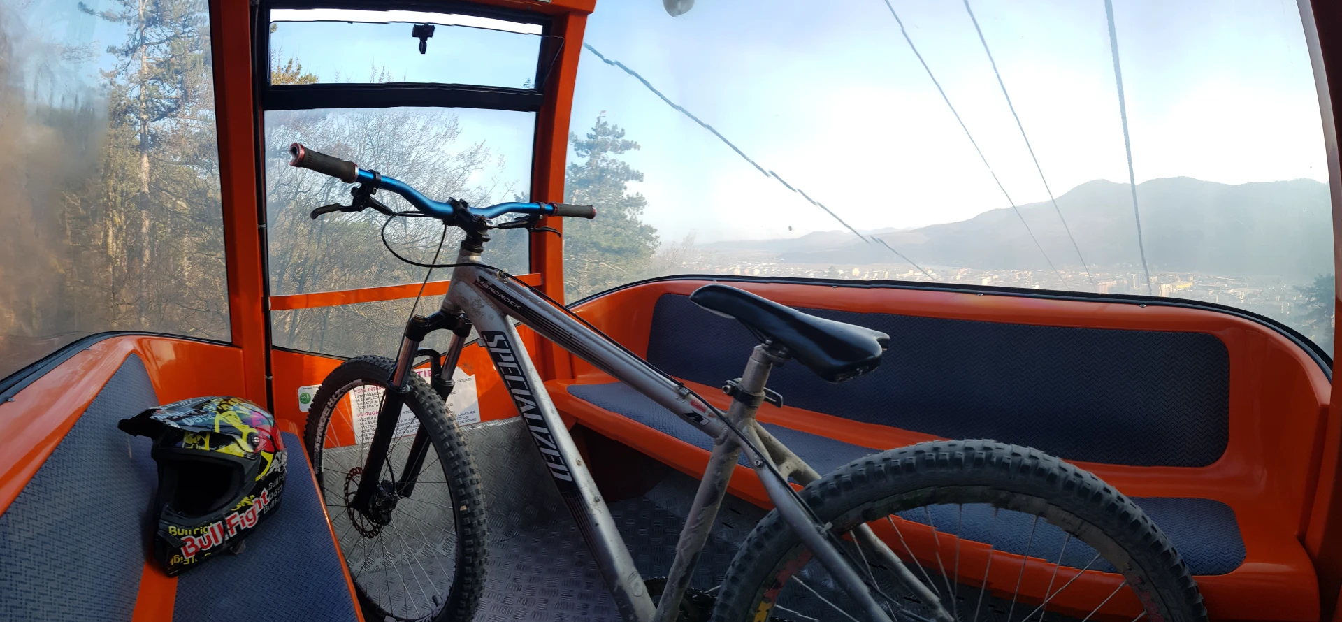 1. Specialized Hard rock roti 26