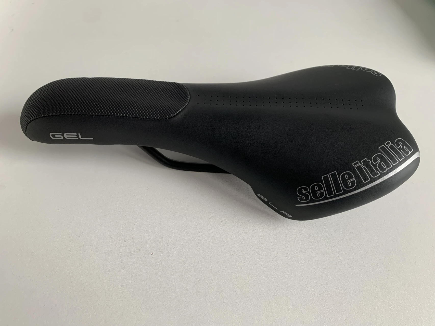 7. Sa Selle Italia SRL Tri Gel - Carbon/Manganese - 252 grame