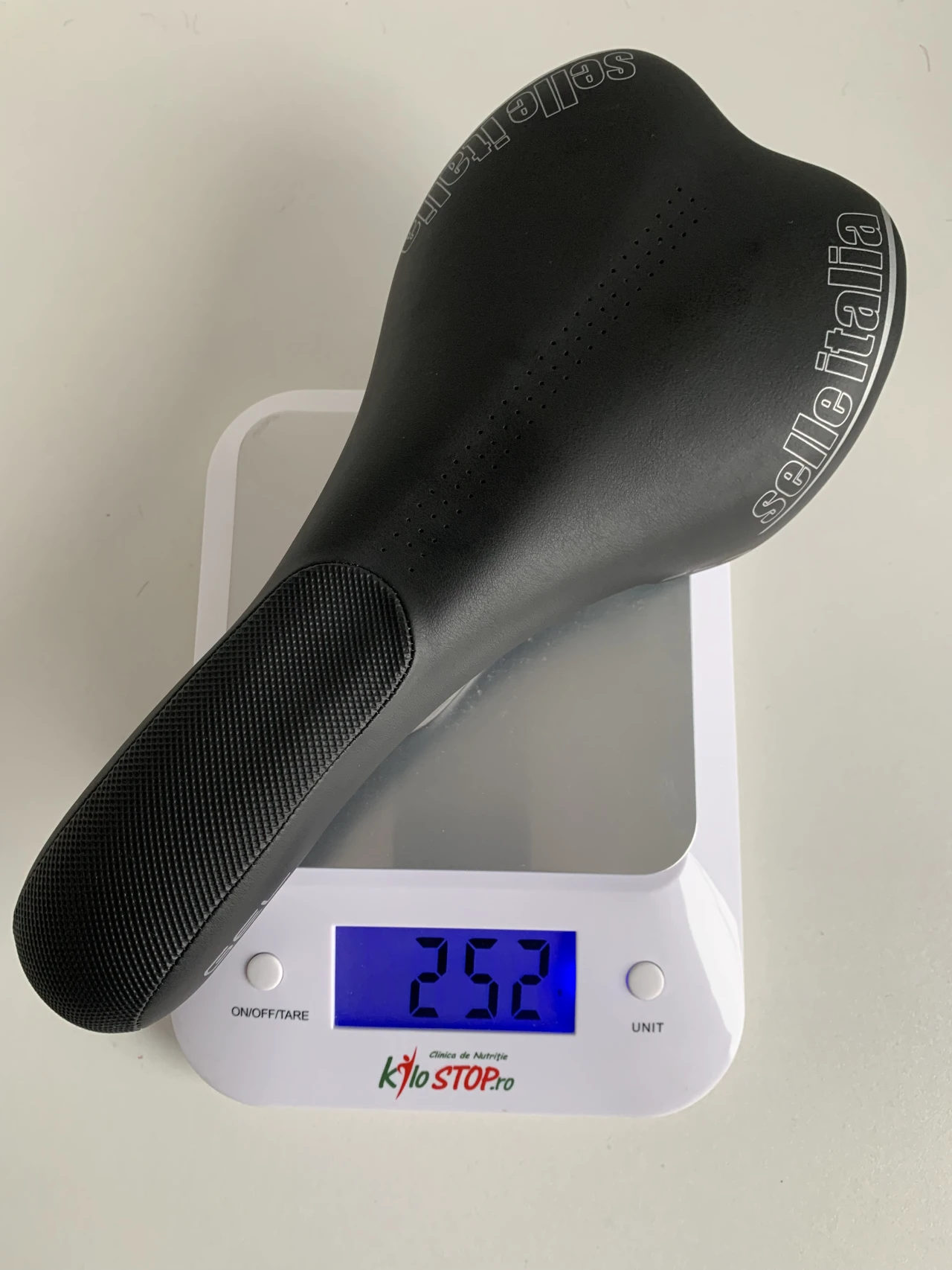 2. Sa Selle Italia SRL Tri Gel - Carbon/Manganese - 252 grame