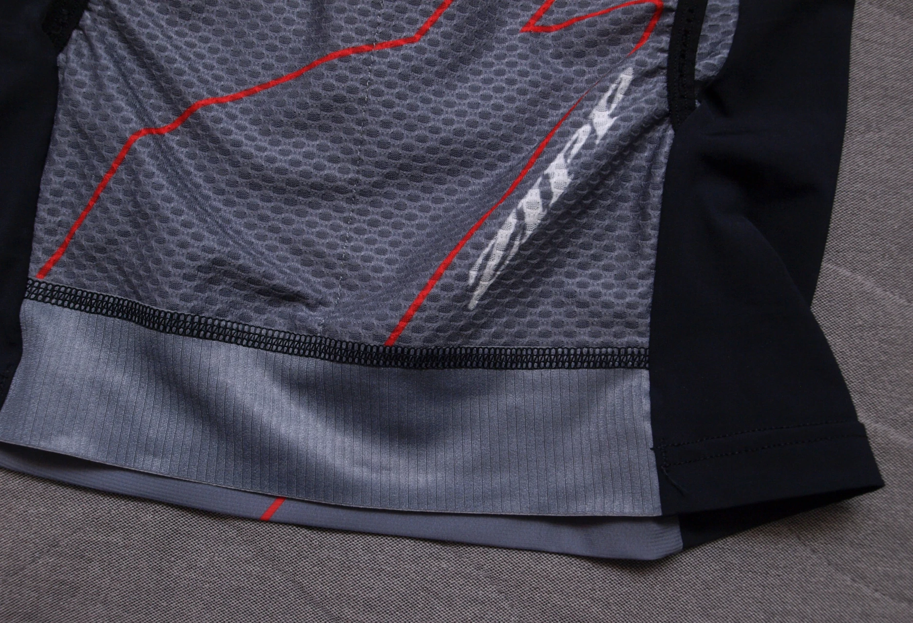 1. Vesta Castelli triatlon M