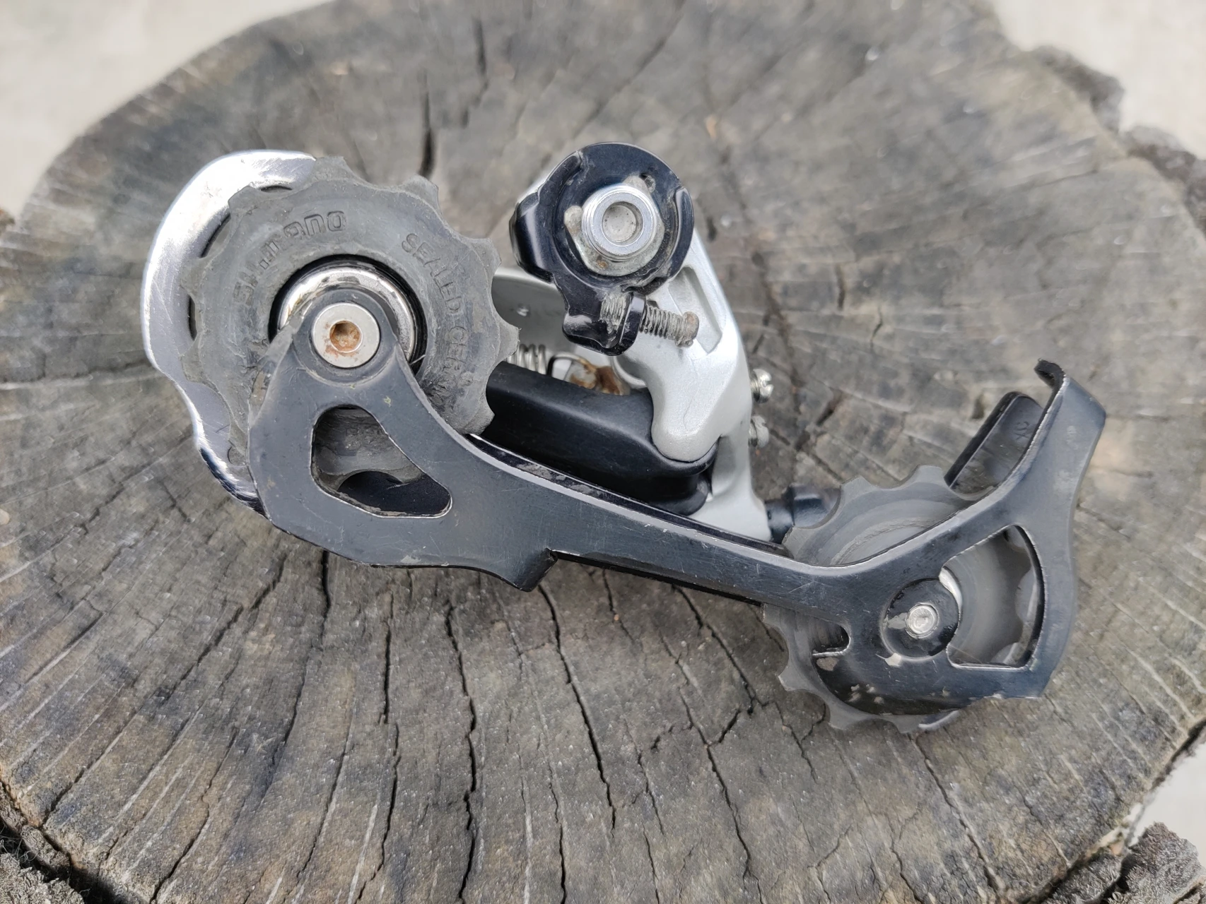 1. Schimbator / deraior spate Shimano Deore XT