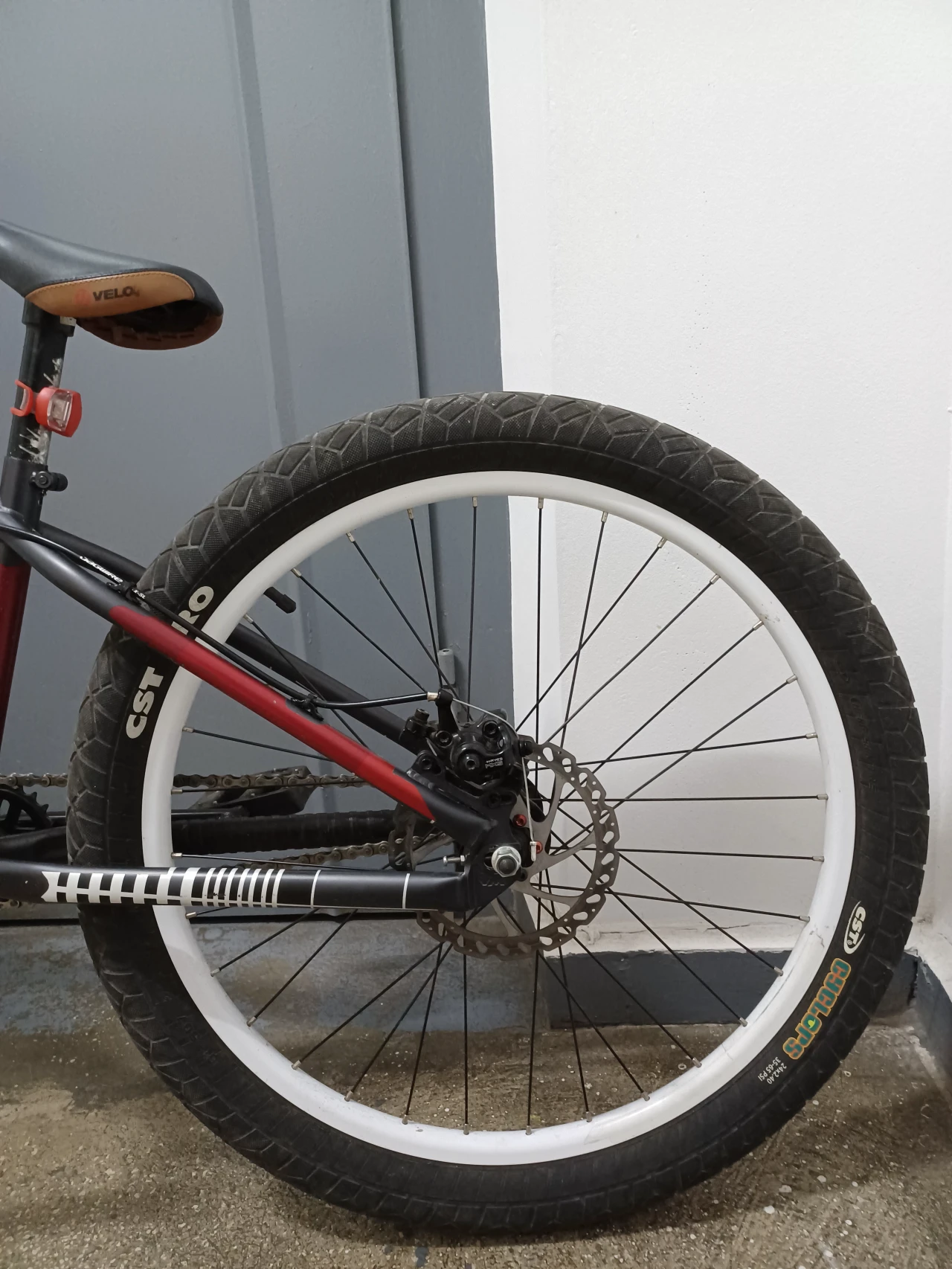 1. Merida Umf Hardy Steel 2 24"