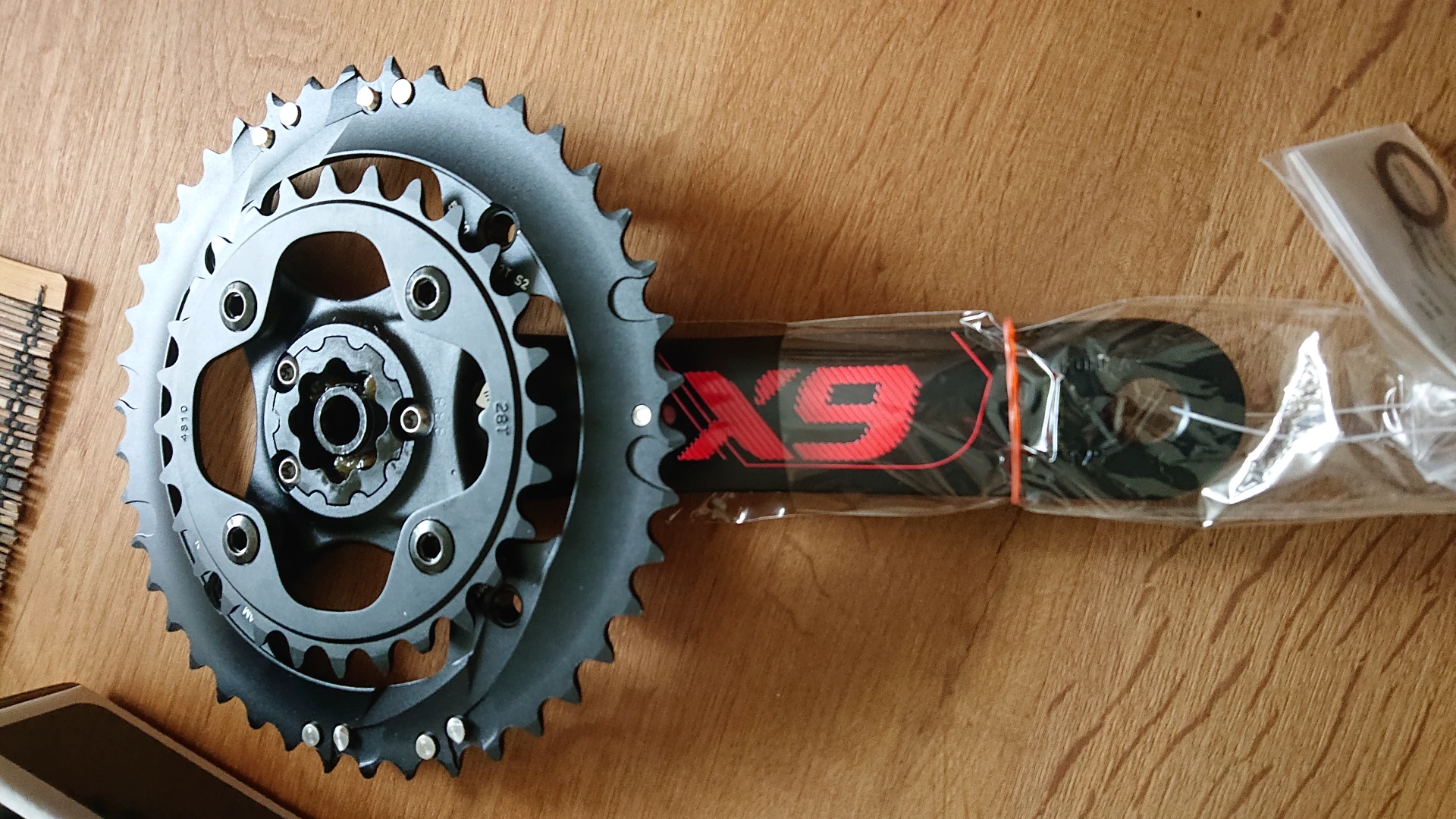 1. ANGRENAJ MTB TRUVATIV X9 BB30 2x10 VITEZE