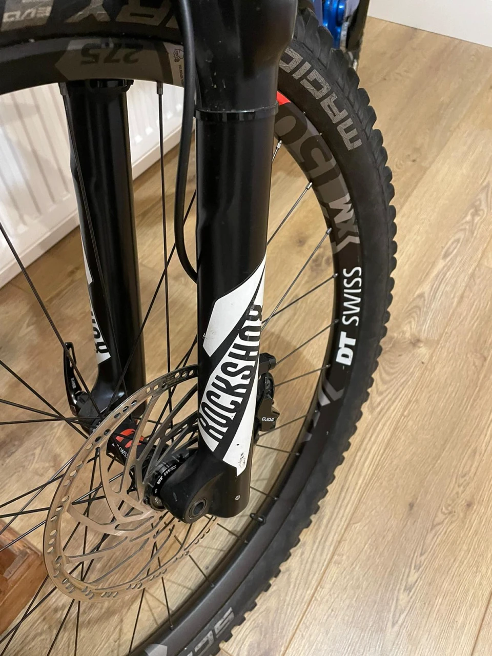 1. Canyon strive carbon full suspension enduro