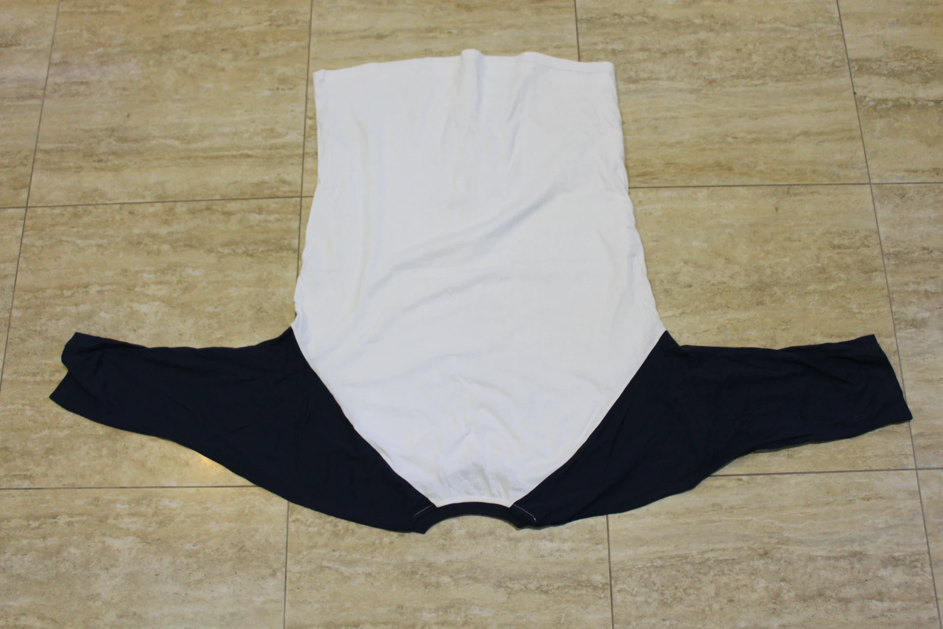 1. Vans Classic Raglan T-shirt - Large