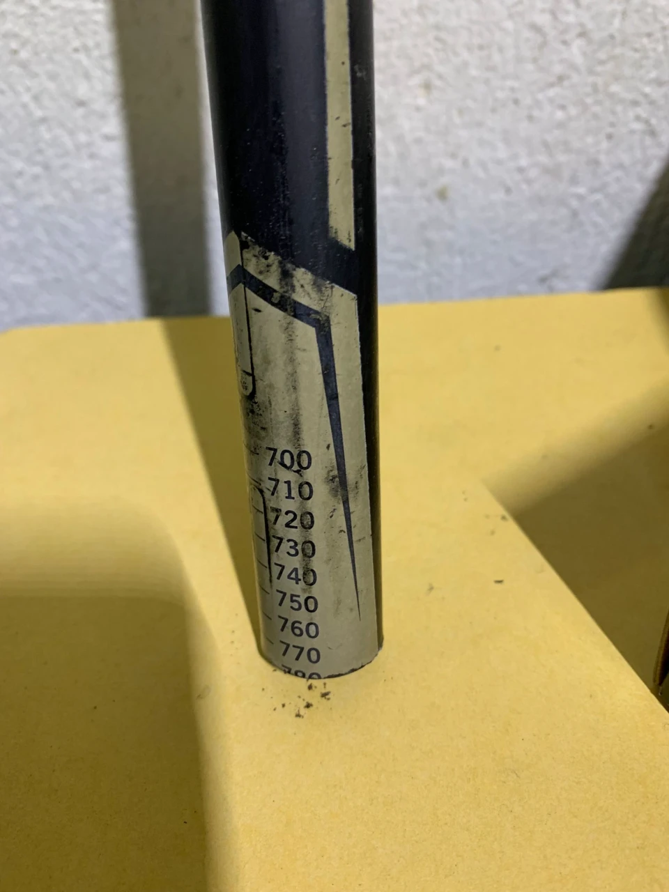 1. Vand ghidon Renthal Fatbar Carbon