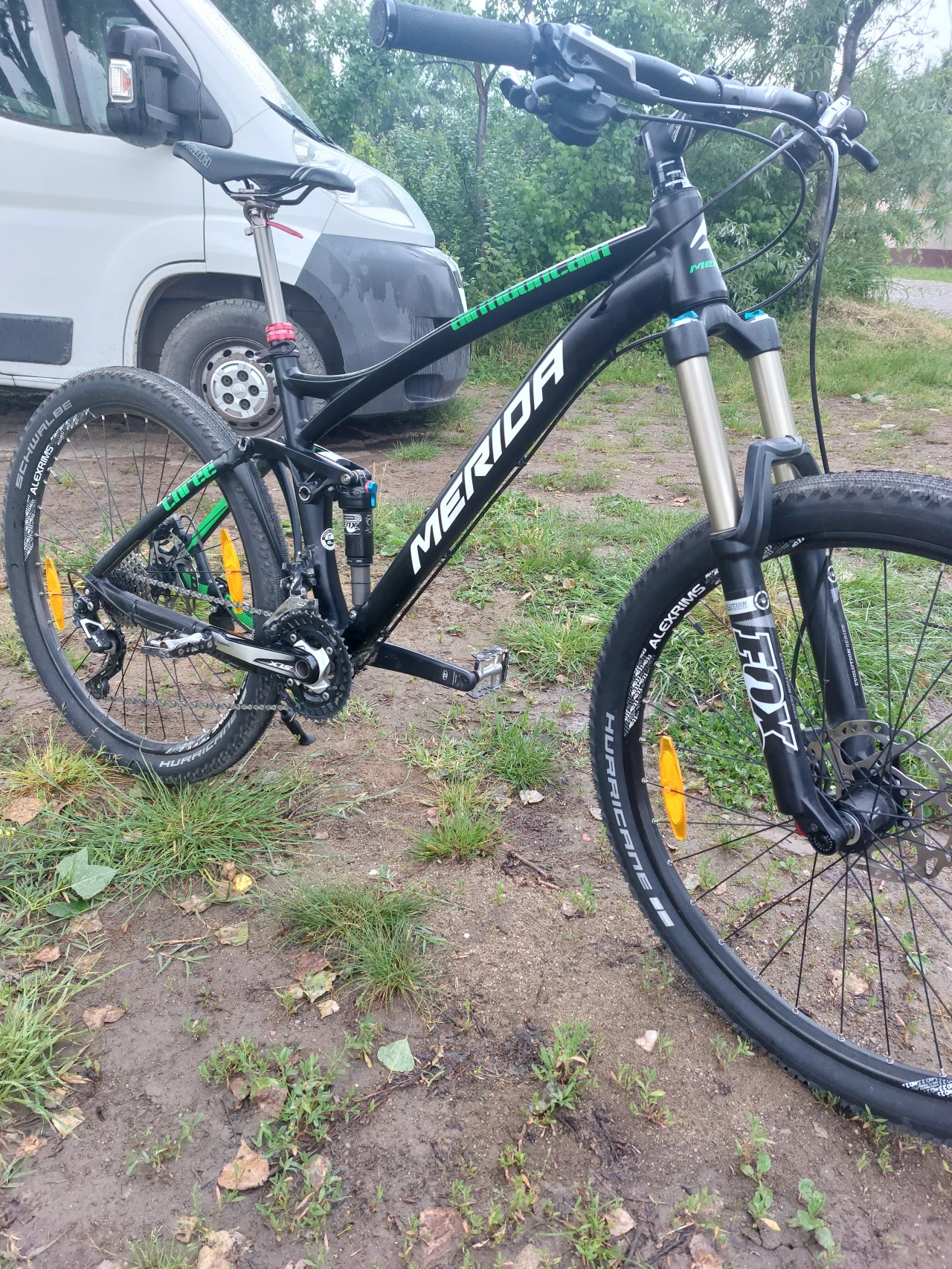 1. Biciclete full suspensii