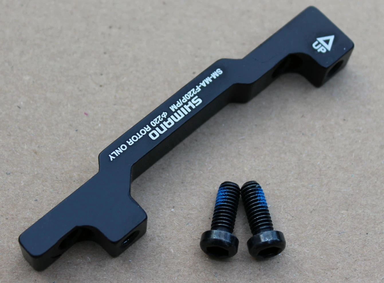 3. Shimano SM-MA-F220P/PM Adaptor fata 220mm PostMount