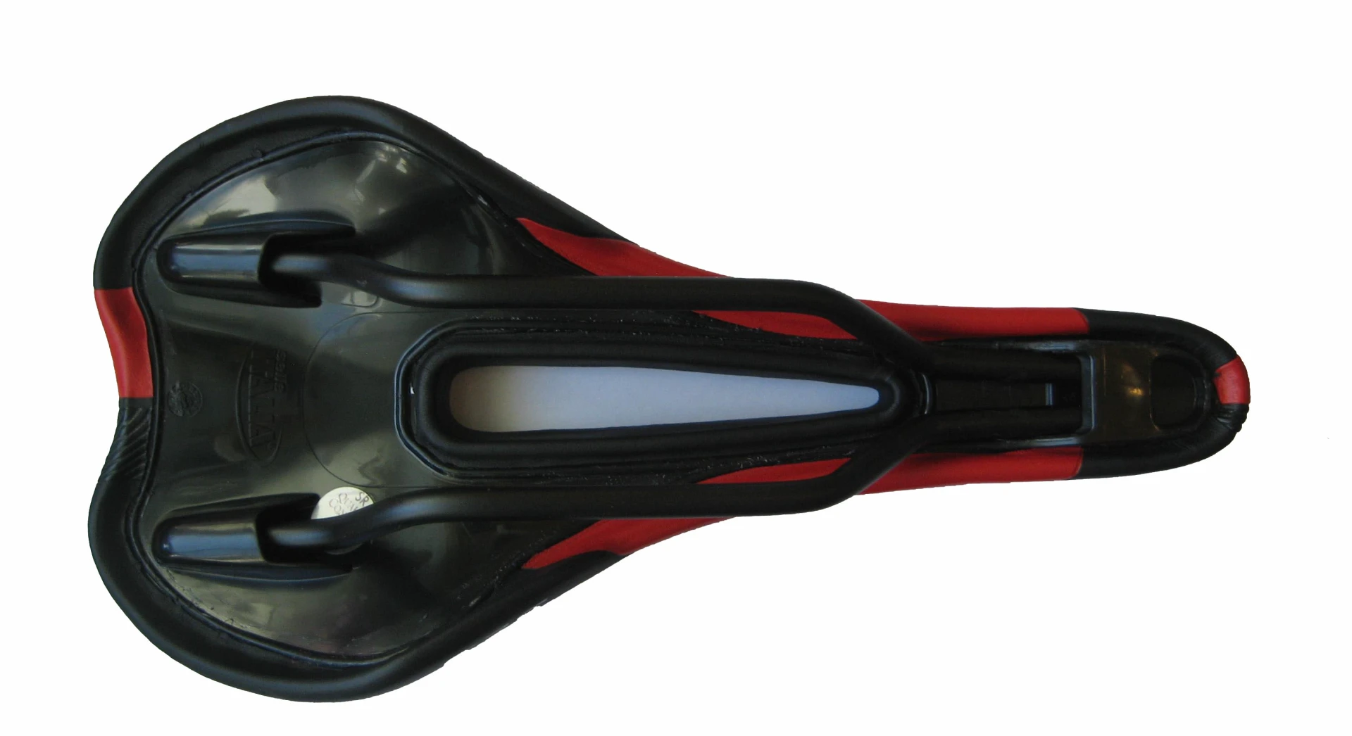 1. Sa bicicleta Selle Italia SLS FLOW MANGANESE