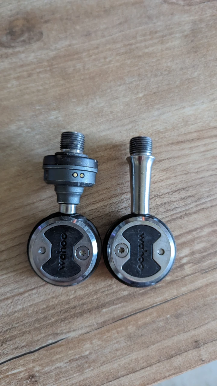 1. Powermeter Wahoo zero pachet complet