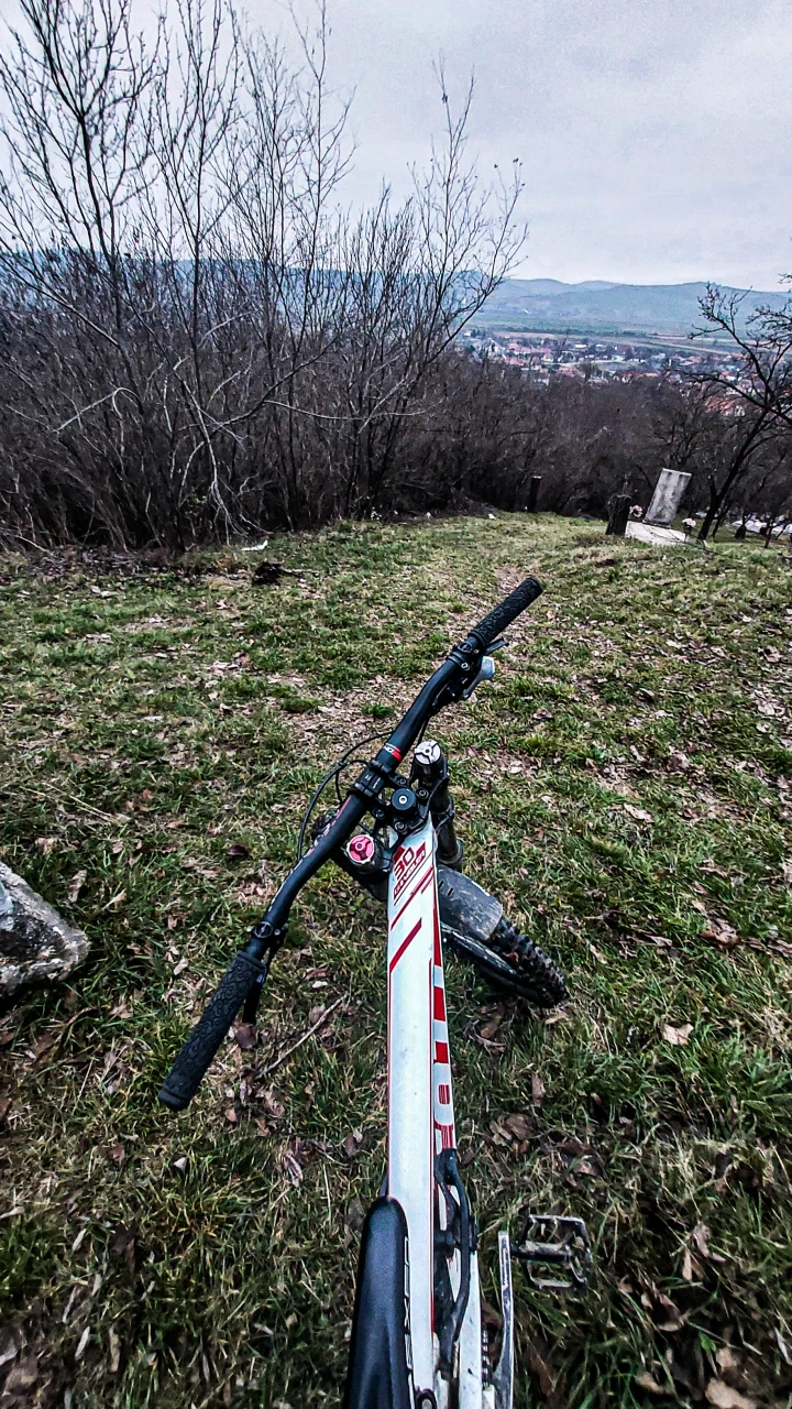 1. Vand bicicleta Downhill/Freeride Scott Gambler