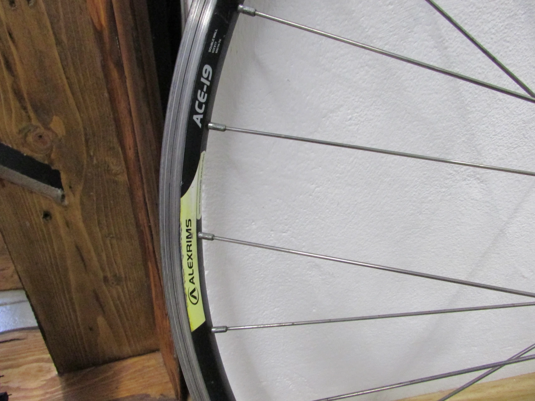 1. Roata Alexrims 28" cod:006