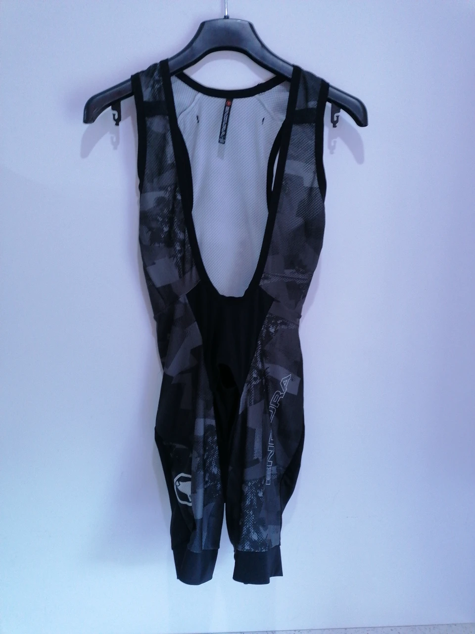 1. Endura SingleTrack Bib Liner II size L