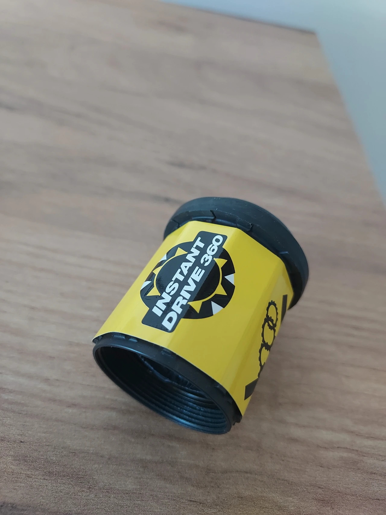 1. Caseta Mavic Instant Drive 360