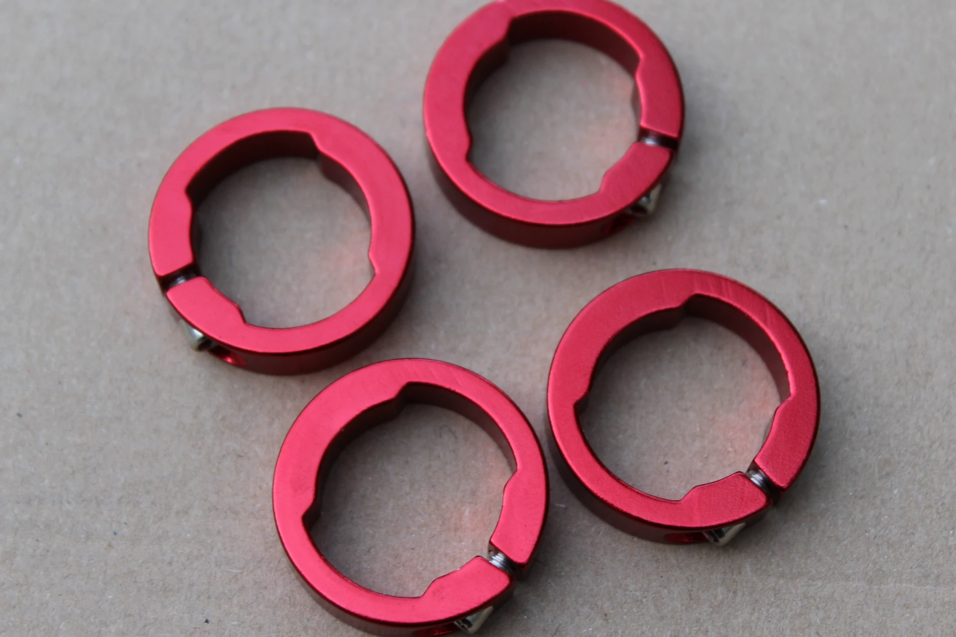 2. On-Off inele Lock-On - visiniu