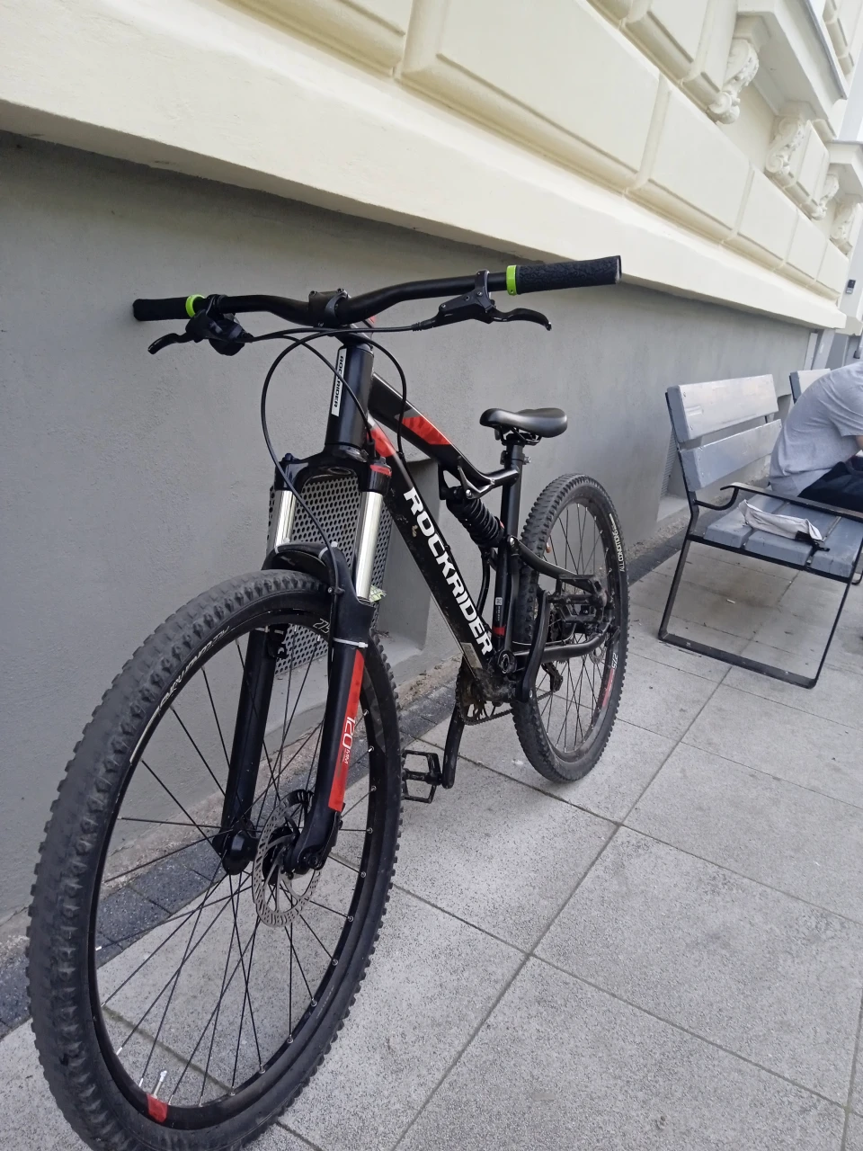 1. Rockrider st530s