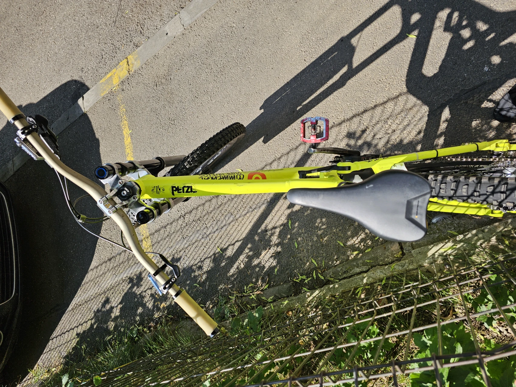 2. Commencal 26/27.5 Supremme Fr Downhill