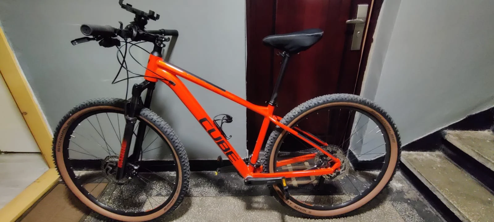 1. Bicicleta Cube attention