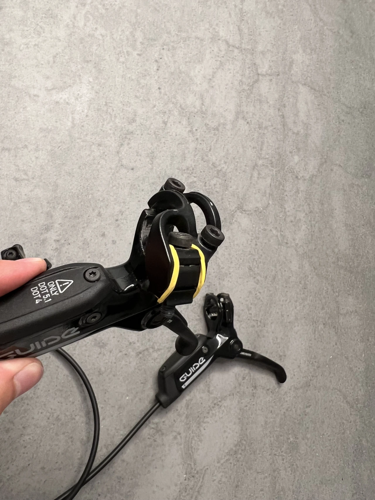 1. Set Sram Guide T