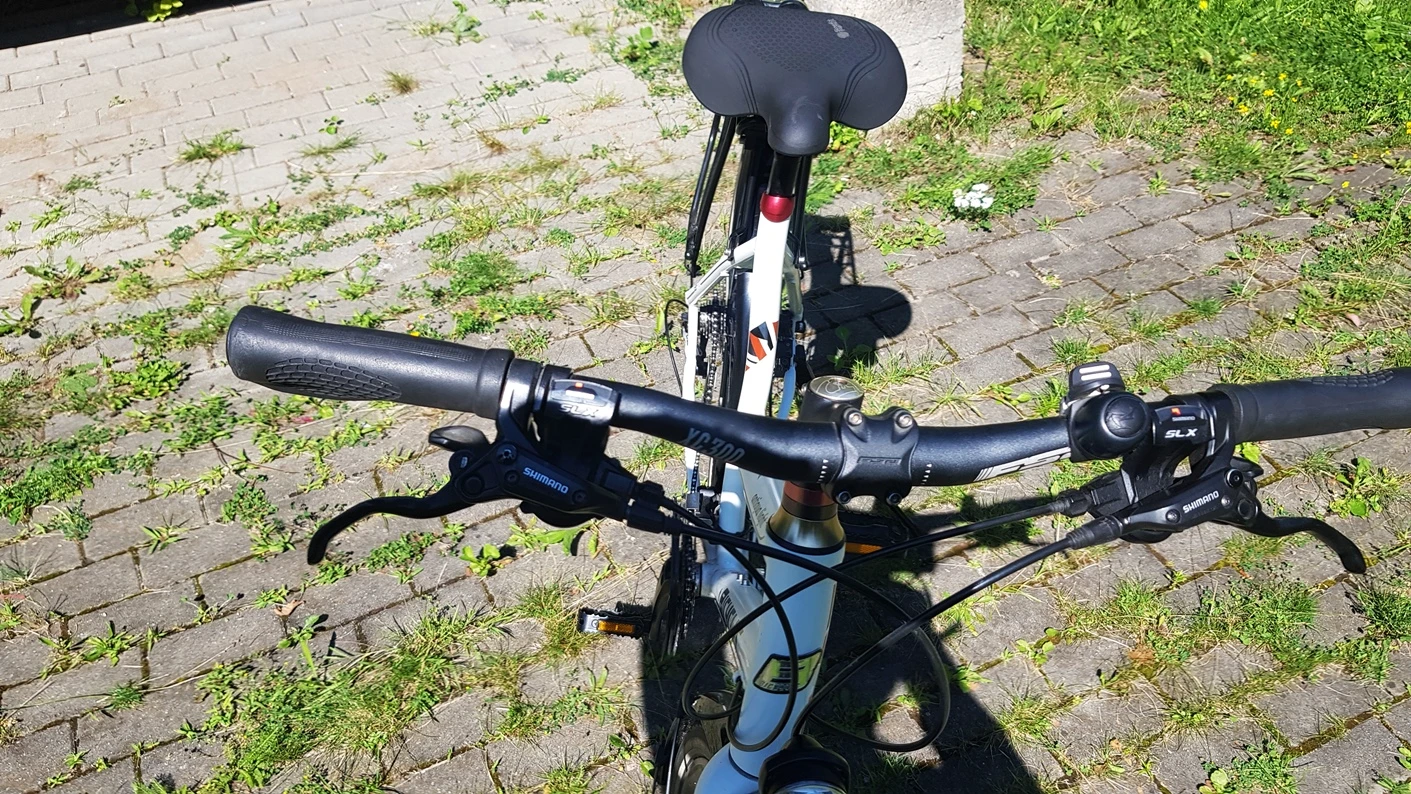 1. Bicicletă oras Bicycles Antigua Light