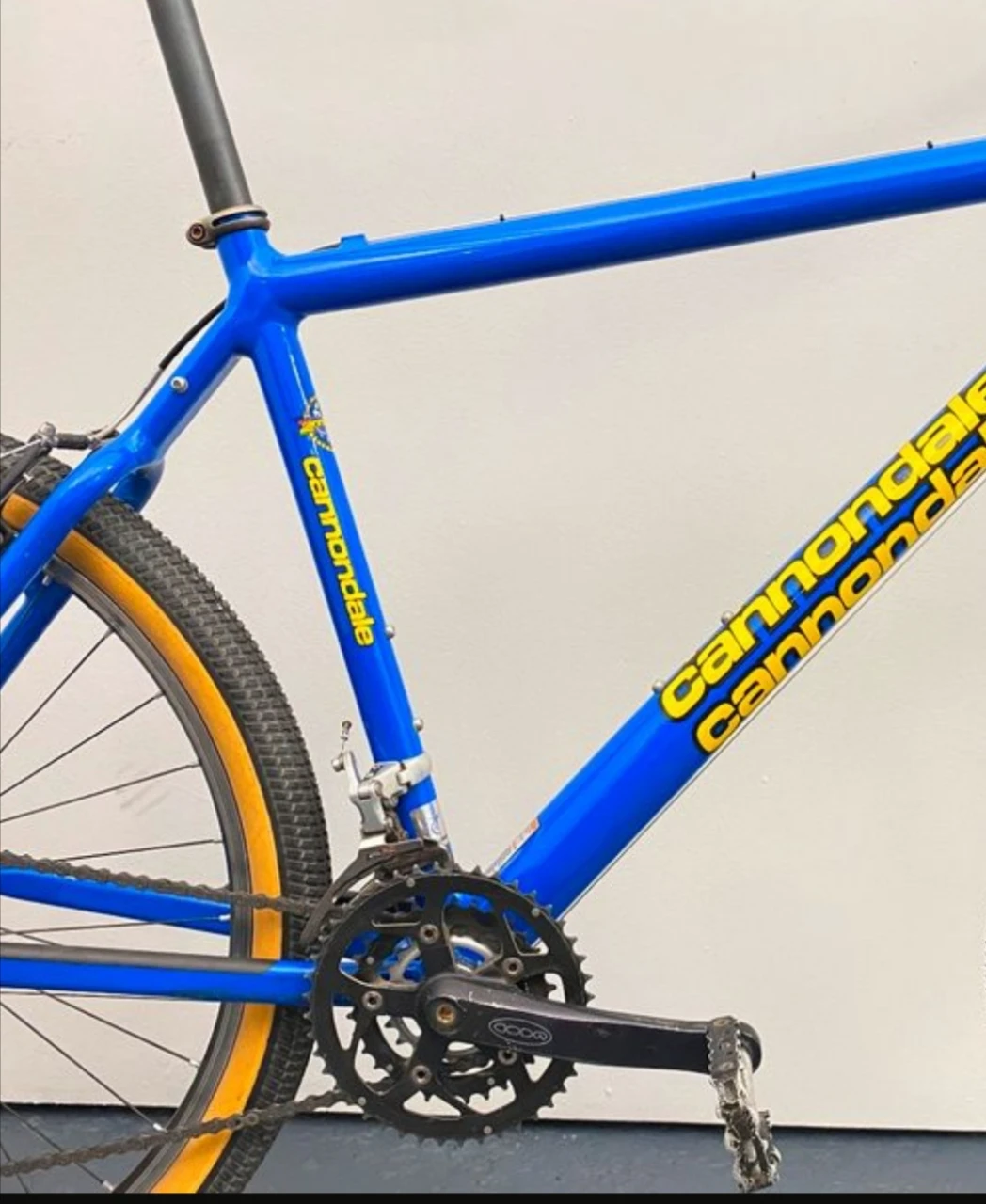1. Coda cannondale f 700