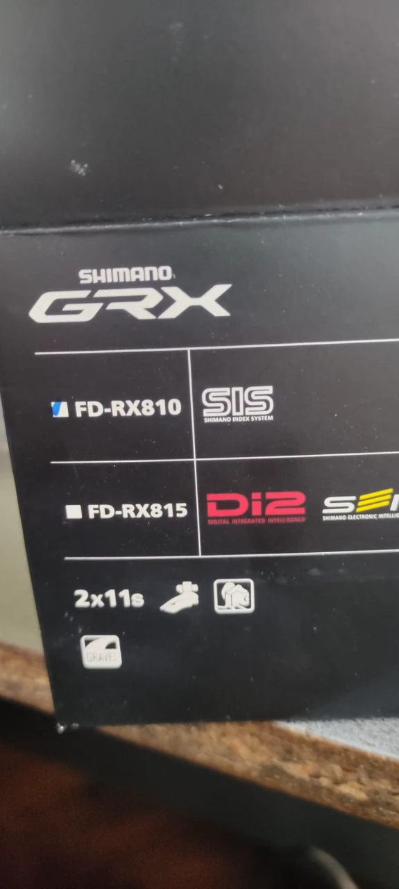 1. Schimbator fata GRX FD-RX810 11 spd