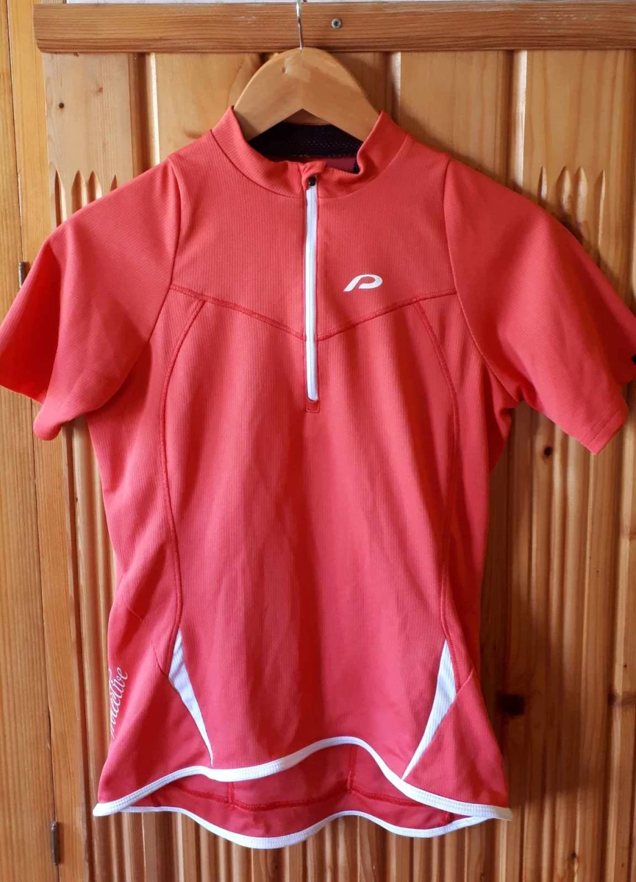 3. Tricou dama Protective