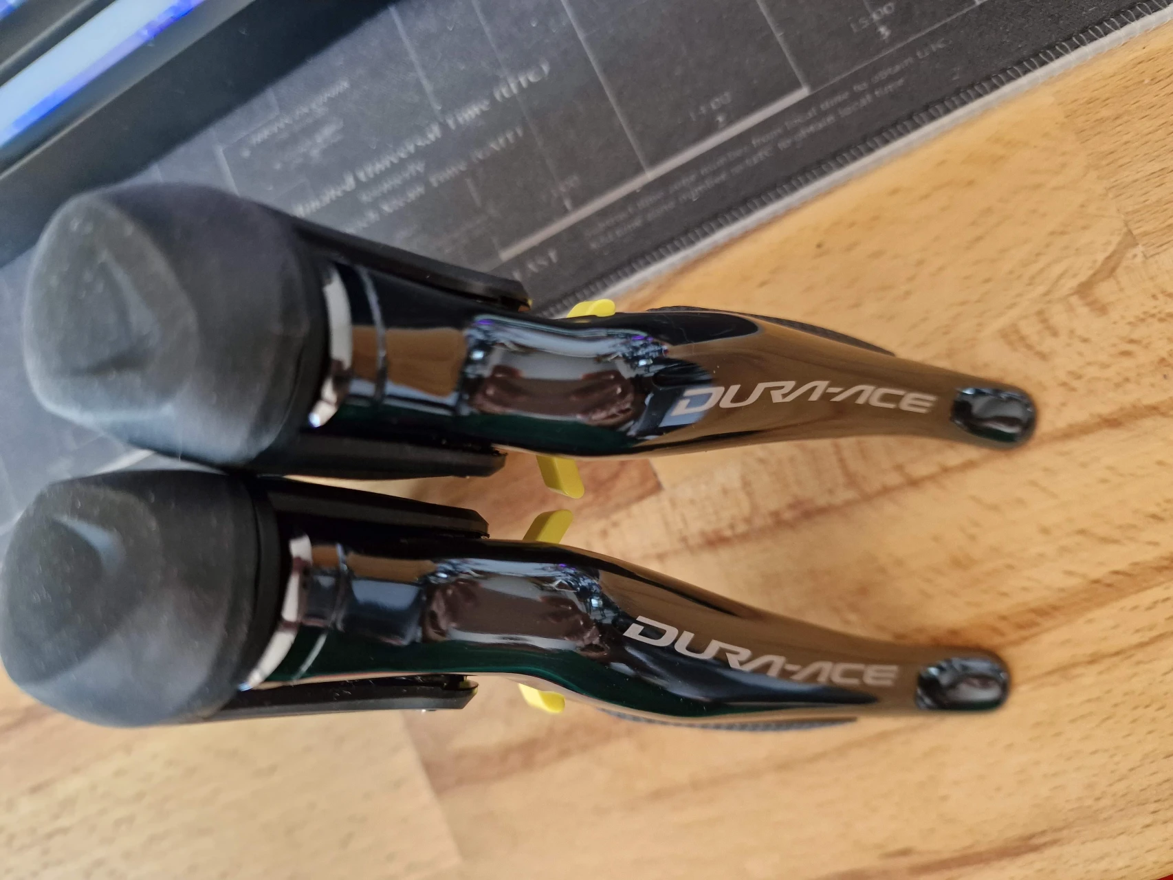5. Groupset Shimano DuraAce R9170 DI2
