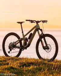 1. Cumpar mtb full suspension