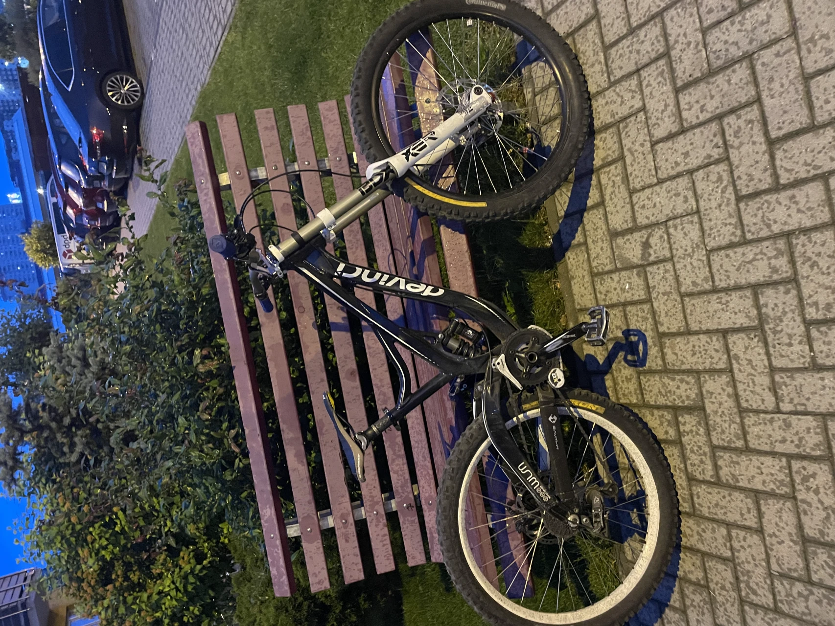2. Devinci Wilson WLSN Downhill/enduro