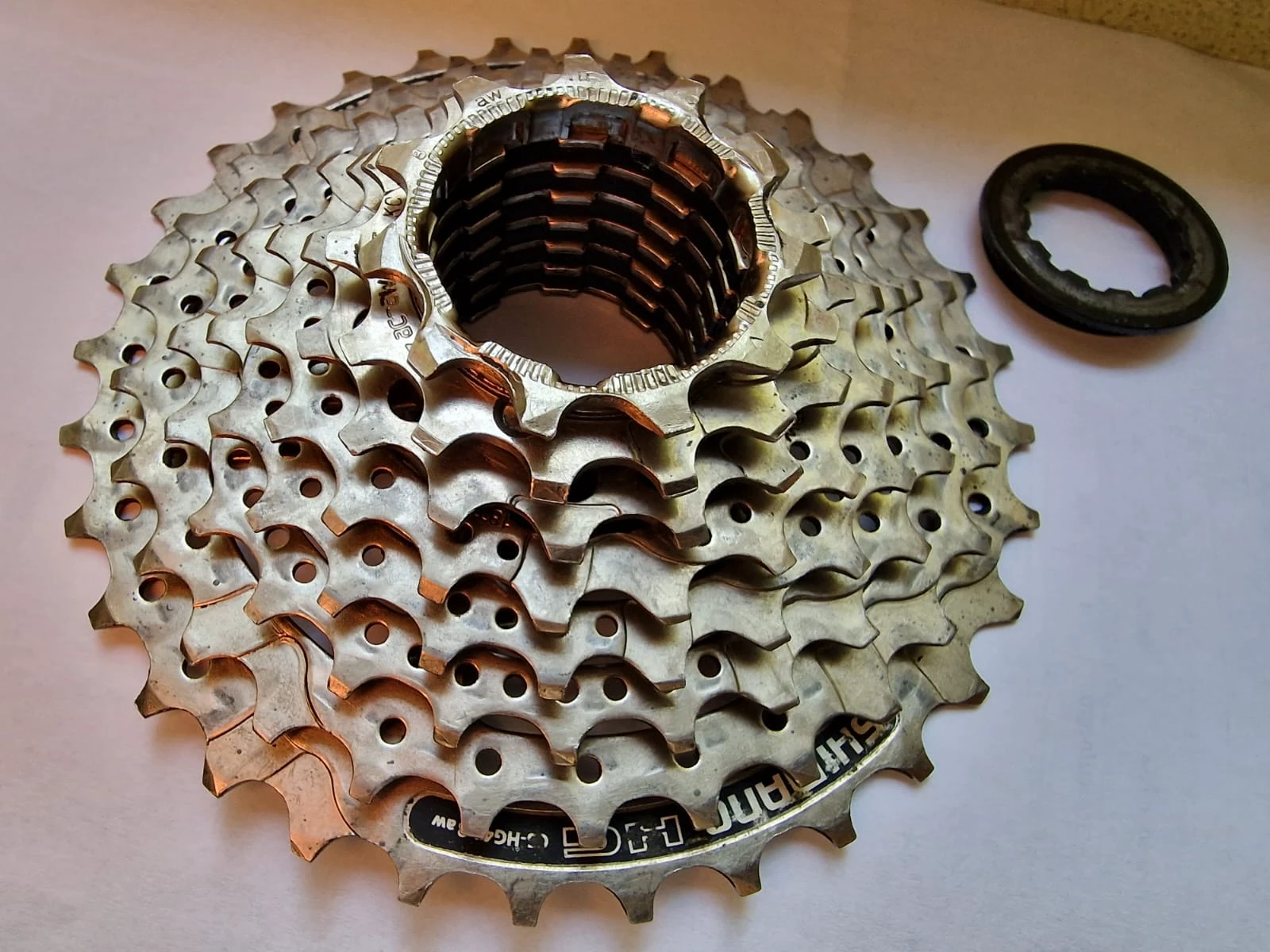 7. Caseta pinioane Shimano CS-HG41-8aw 11-32T