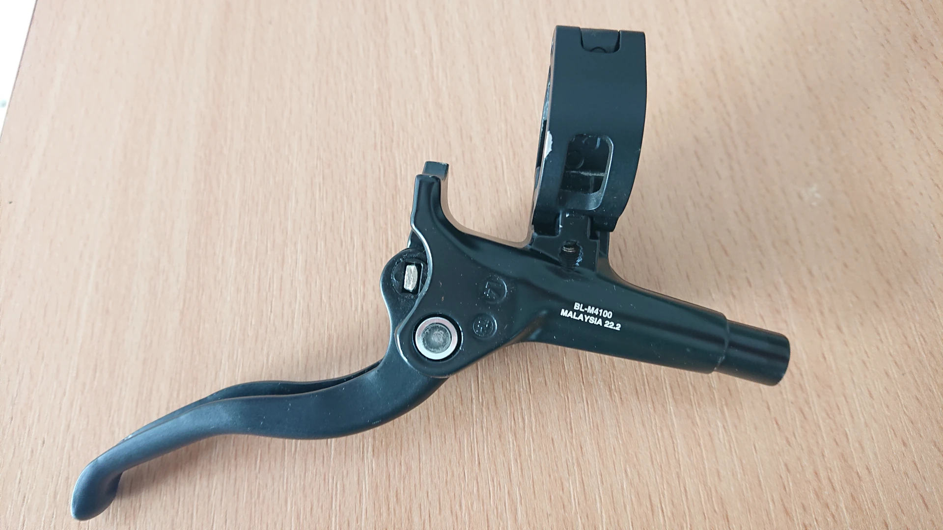 2. BL-M4100 Brake Lever left