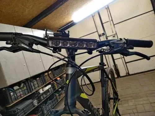 7. SUPER far trotineta bicicleta electrica / non-electrica 5200 lumeni