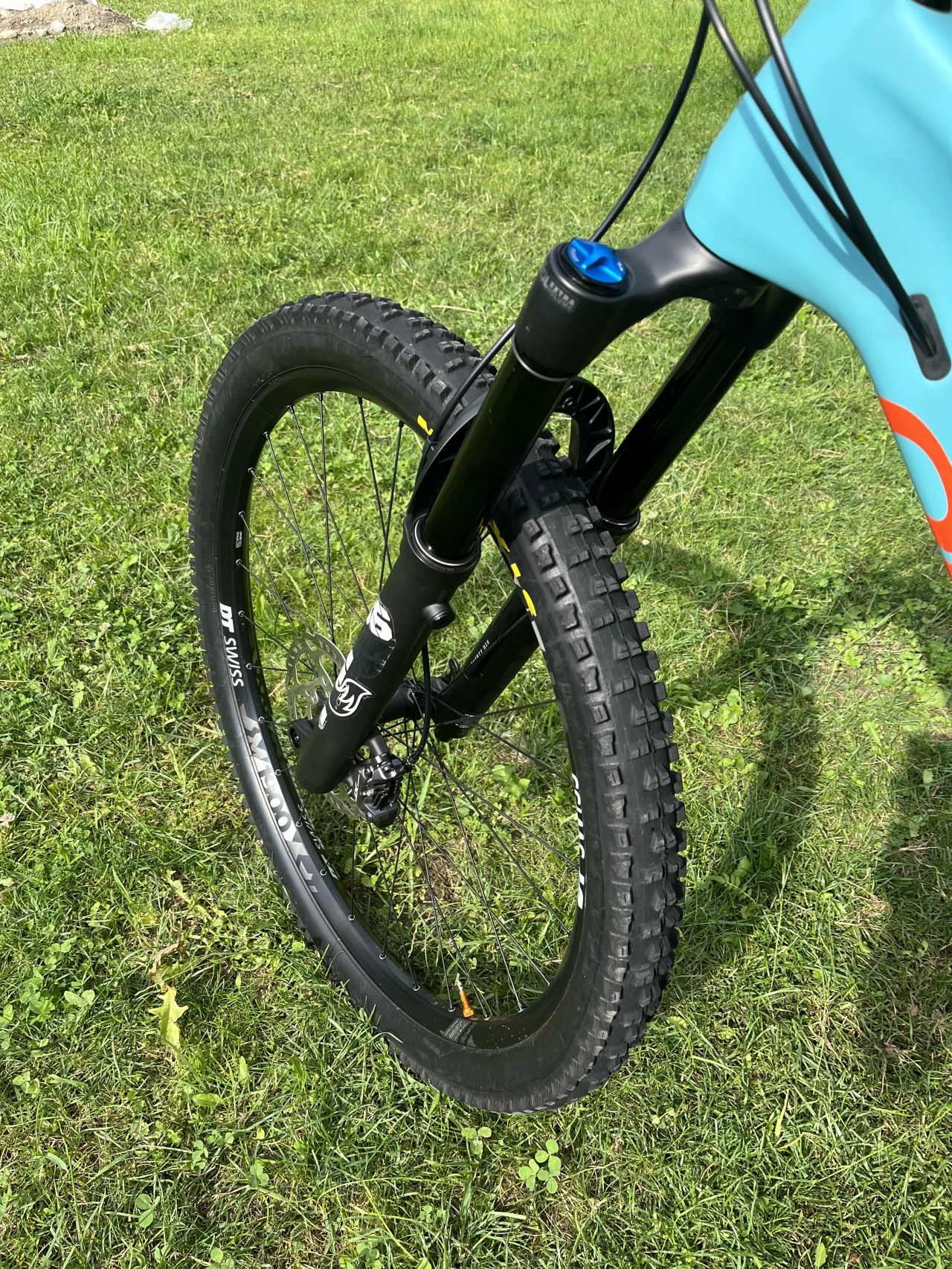 4. Orbea Occam 29” carbon