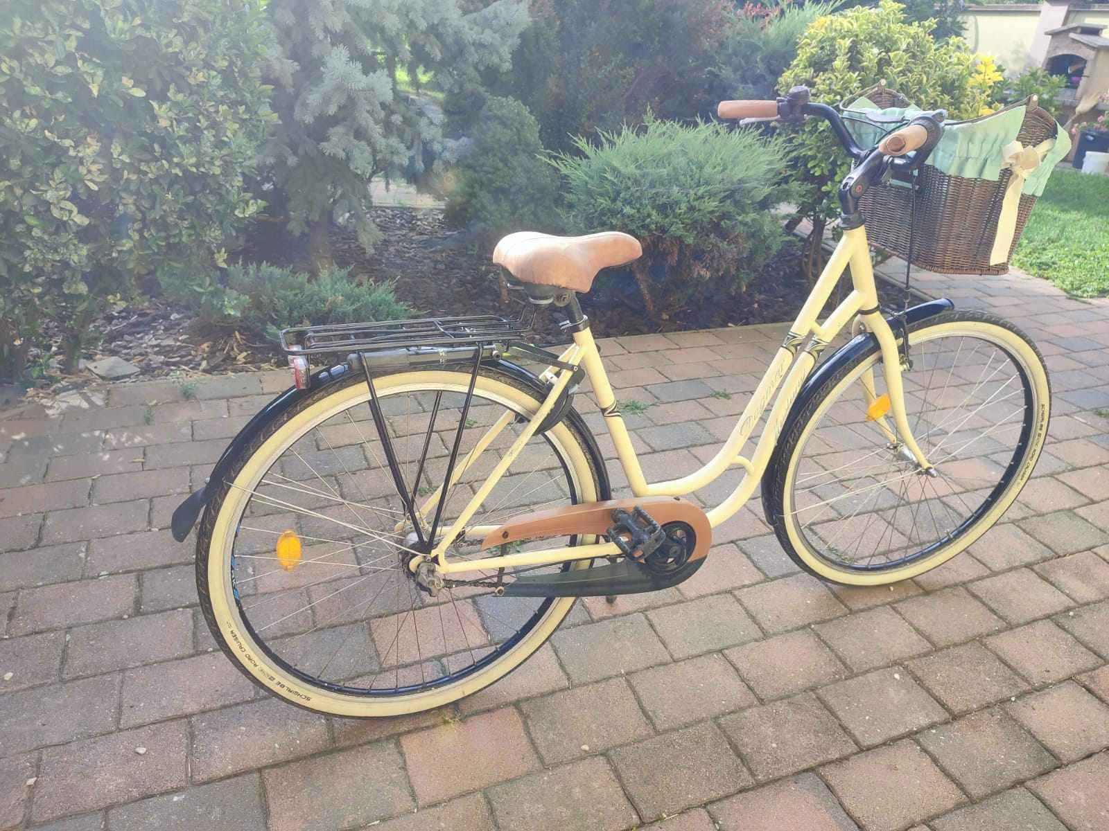 1. Bicicletă damă