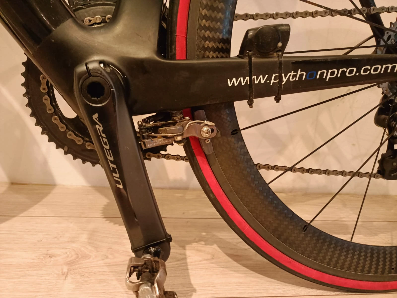 8. Cursiera Python AERO-1 Team Edition, Marimea S-M, 52cm