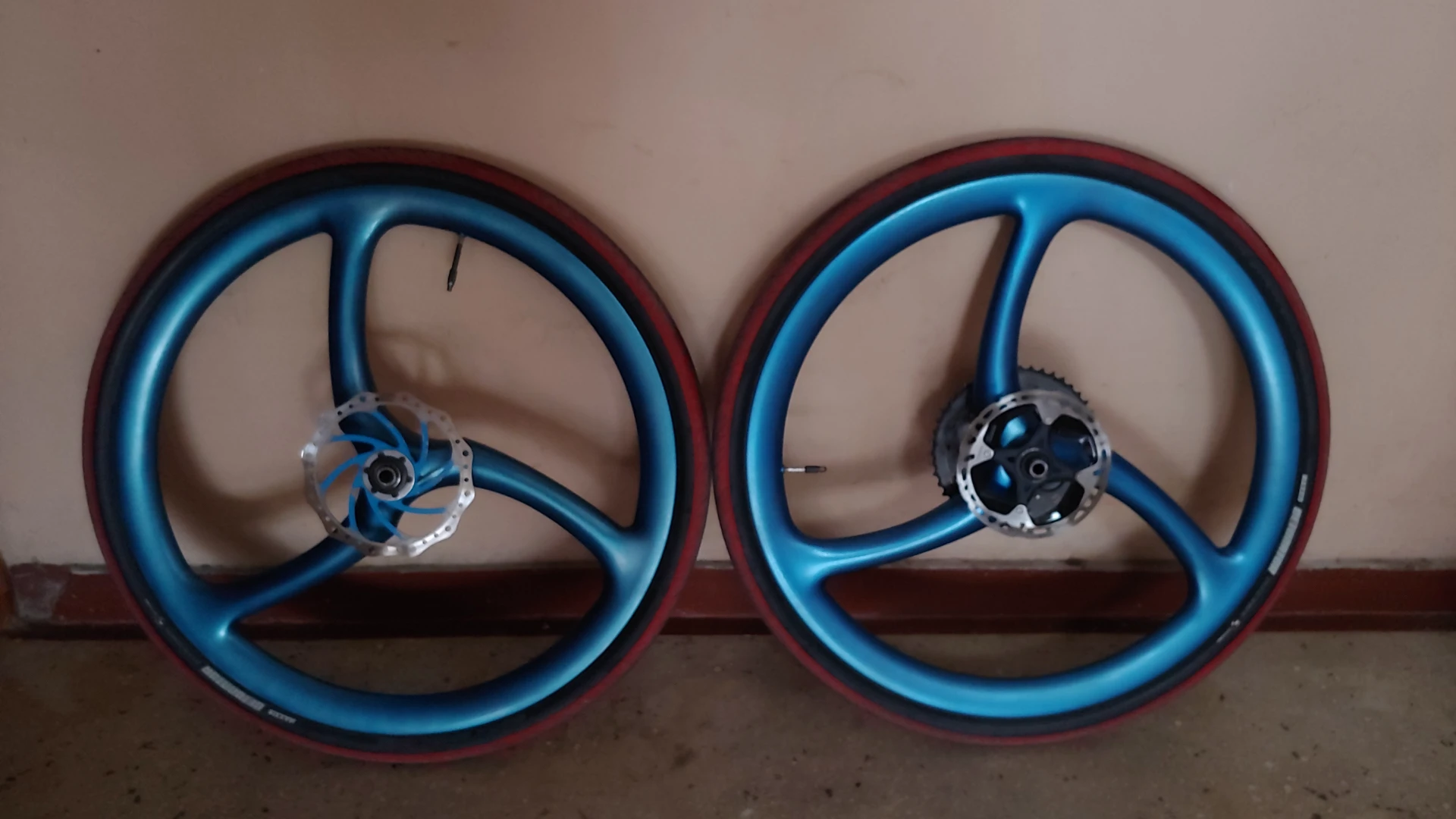 1. Set roti carbon 27.5 Spengle
