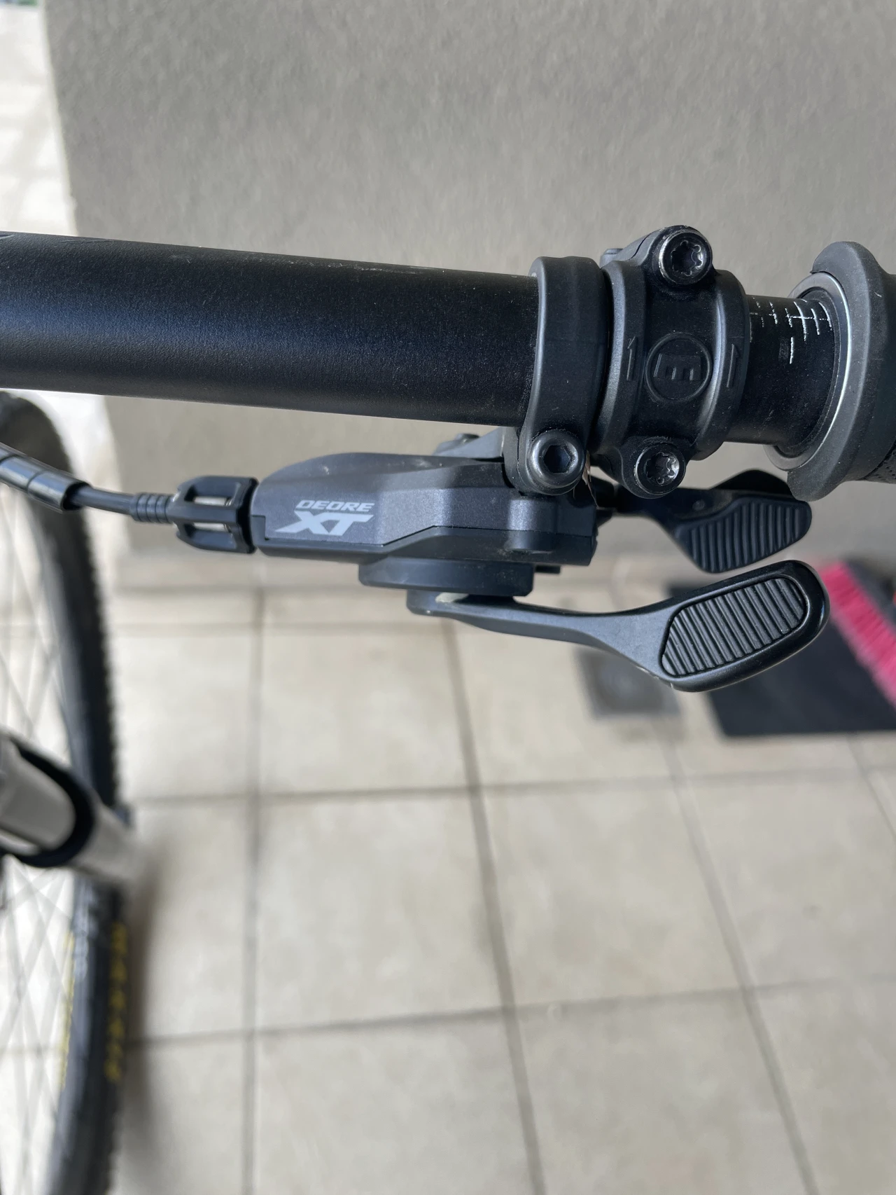 1. Schimbator shimano deore 12s + maneta shimano deore xt